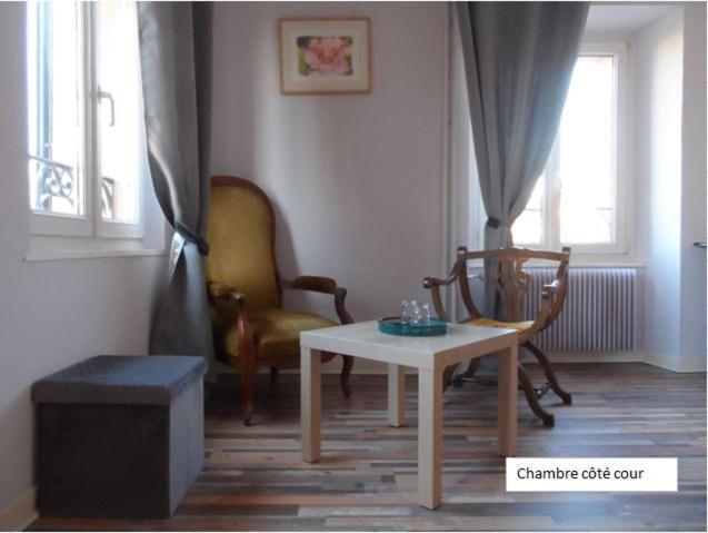 Maison Curiale Montreux-Chateau Luaran gambar